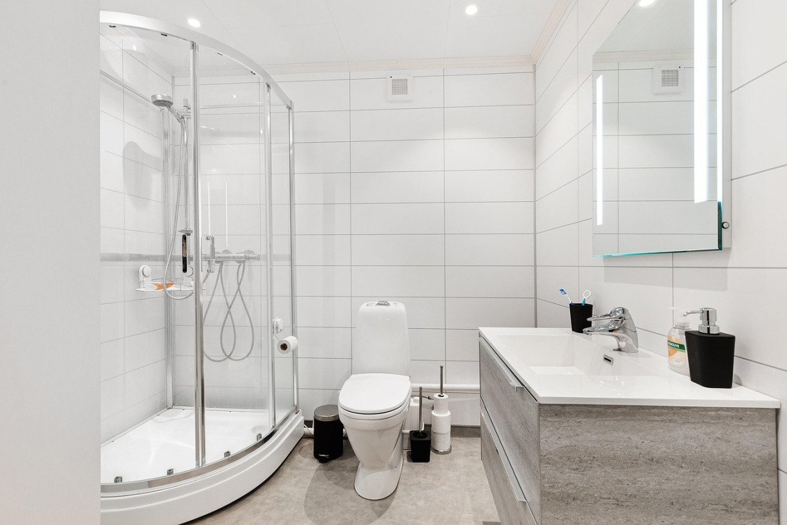modern clean bathroom
